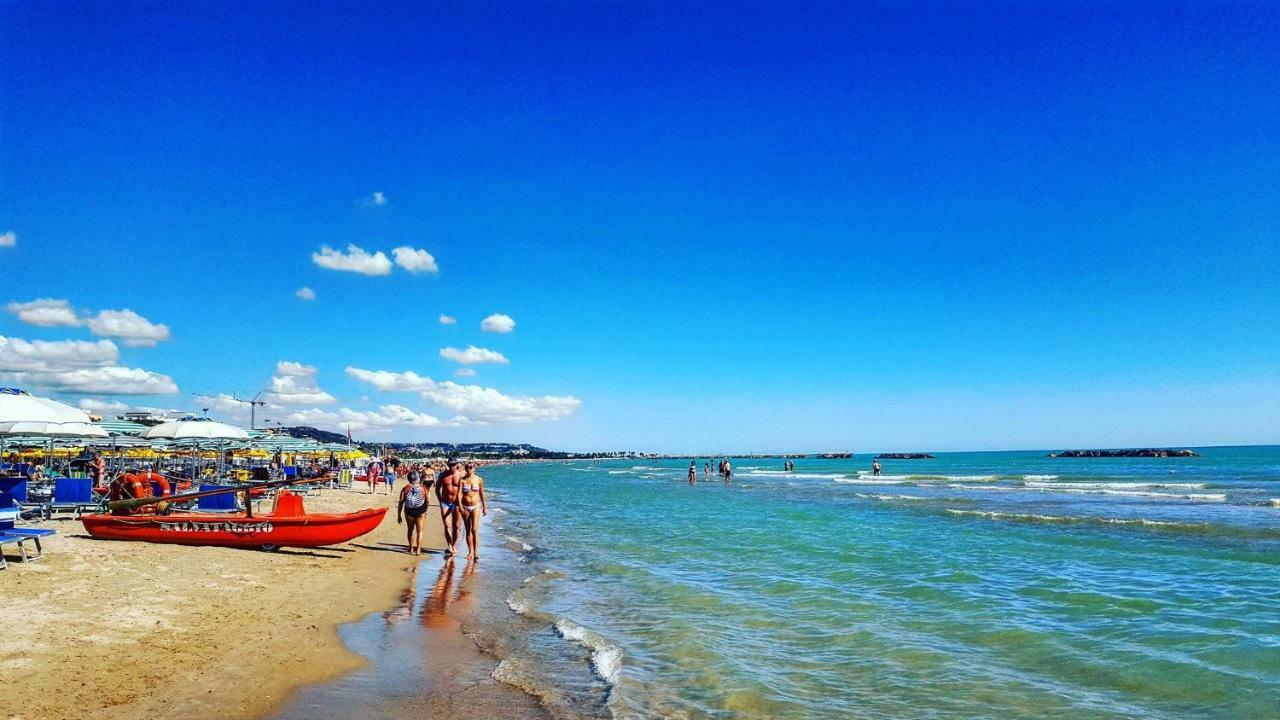 Willa Casa Vacanze Torre Dei Gualtieri San Benedetto del Tronto Zewnętrze zdjęcie